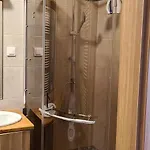 Stylish Newly Renovated 1br With Free Parking Near Arkadia Διαμέρισμα *
