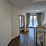 Apartamento Stylish Newly Renovated 1br With Free Parking Near Arkadia Varsovia
