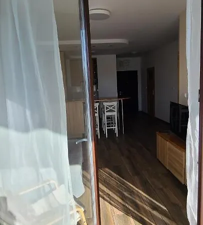 Apartamento Stylish Newly Renovated 1Br Apartment With Free Parking Near Arkadia