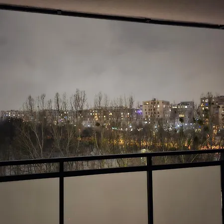 Stylish Newly Renovated 1br With Free Parking Near Arkadia * Varsovia