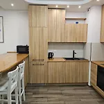 Apartament Stylish Newly Renovated 1br With Free Parking Near Arkadia
